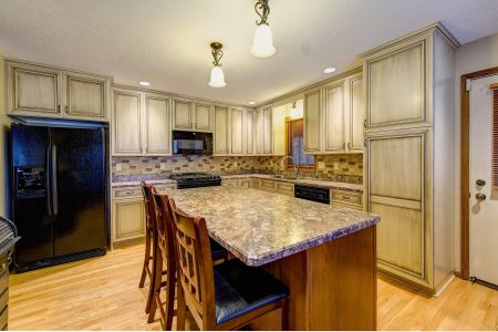 Kitchen 5 Pic 1 (New Cabinets)